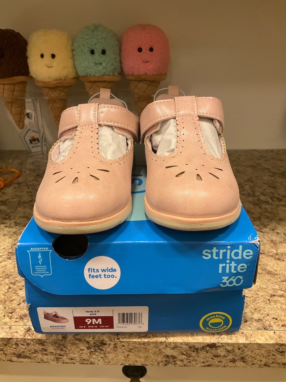 Stride Rite Pink Lacey 2.0, new in box